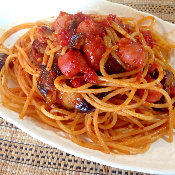 茄子とソーセージのトマトスパゲティ
